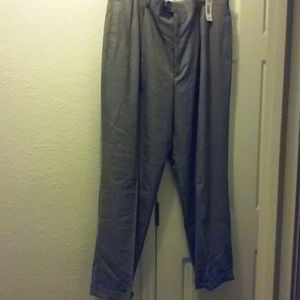 Men's Cuffed Dress Pant